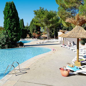 Hotel Résidence Odalys Les Gardians cazare Arles