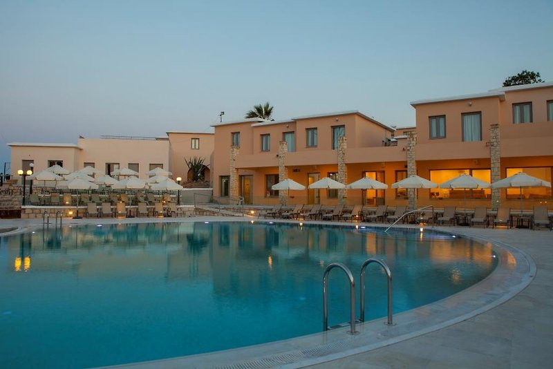 Hotel Louis St Elias Resort & Waterpark