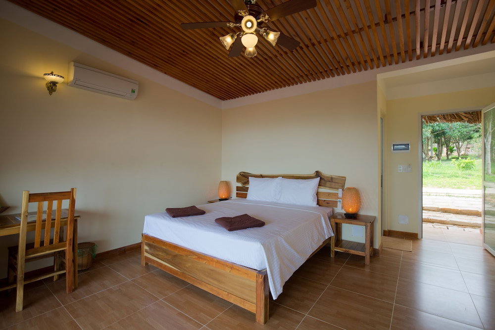 Mango Beach Resort