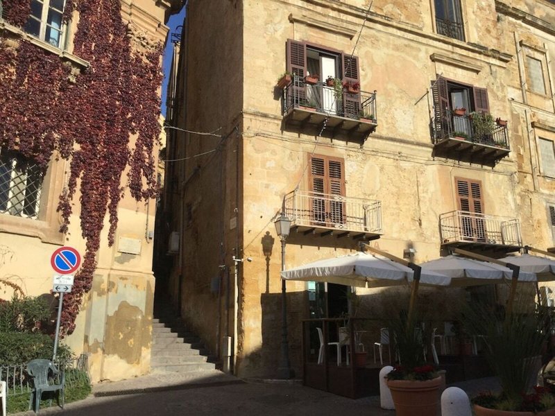 Palazzo Del Teatro