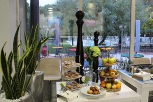 Hotel Novotel Nice Aéroport Cap 3000 cazare Saint-Laurent-du-Var