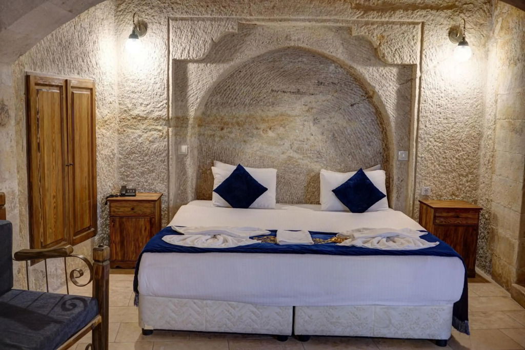 Hotel Elegance Cave Suites