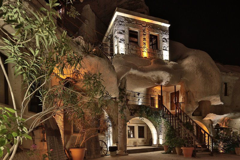 Hotel Shoestring Cave House