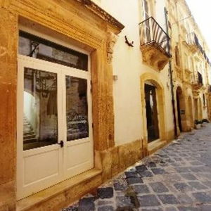 Sejur Lanterne Magiche Ortigia vacanta Syracuse