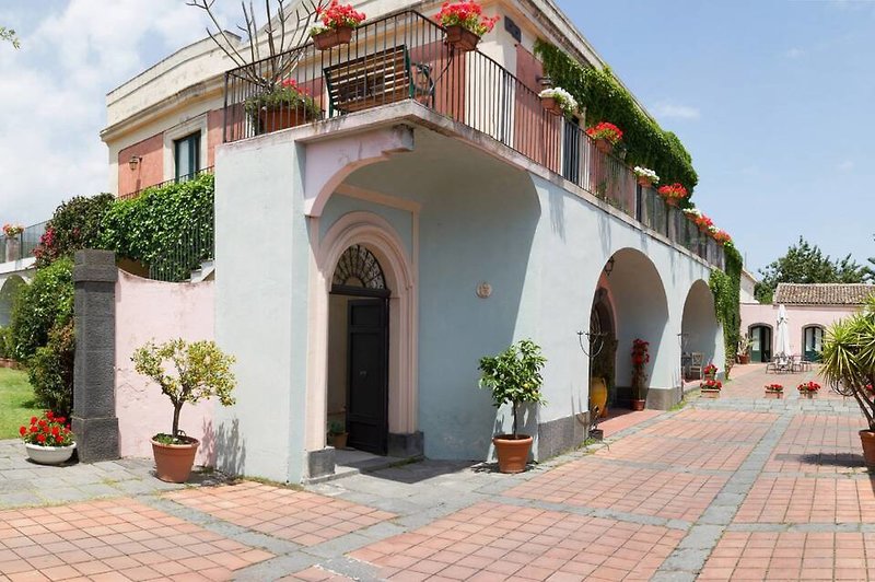 Etna Hotel