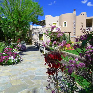 Hotel Sunrise Hotel Studios Apartments cazare Sfakaki