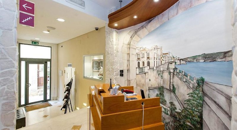 Residence Arco Antico