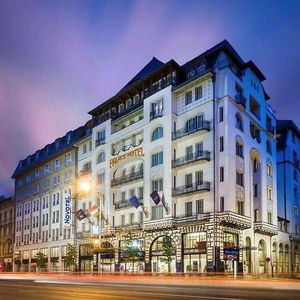 Sejur Mövenpick Hotel Budapest Centre vacanta Budapest