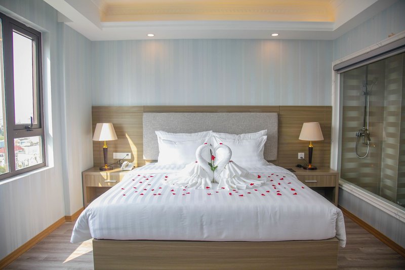 Royal Beach Hotel
