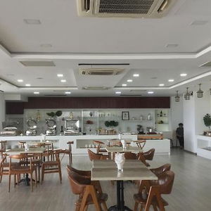 Hotel Vinh Trung Plaza cazare Da Nang