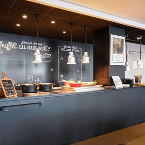 Sejur Hotel Campanile Paris Ouest - Pont De Suresnes vacanta Suresnes