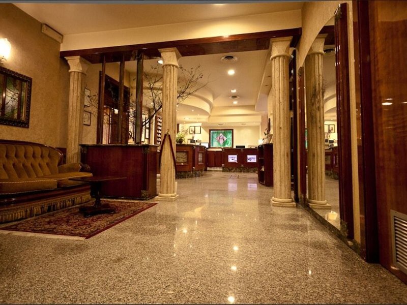 Phi Hotel Ambra
