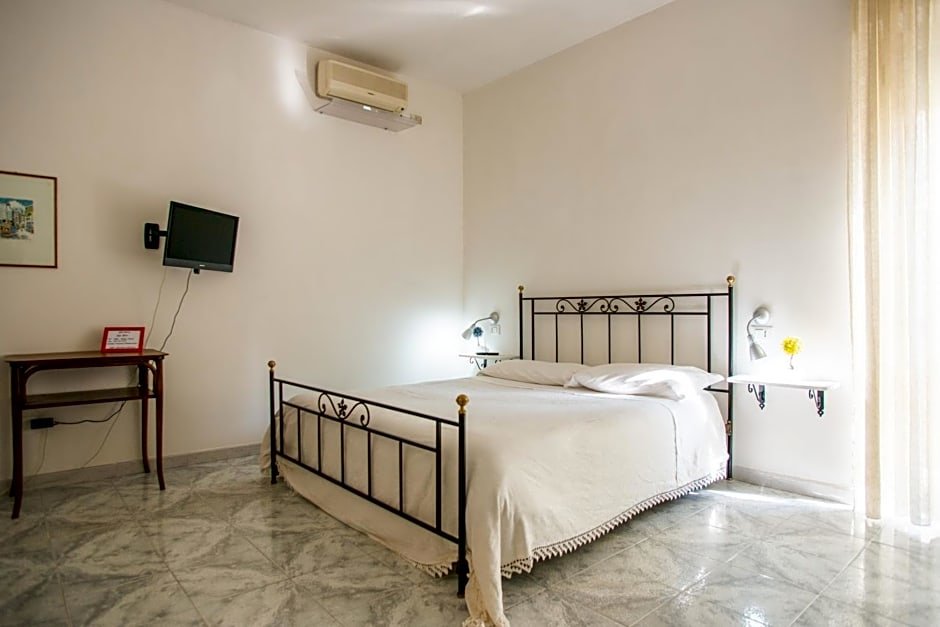 Hotel Sofia B&B