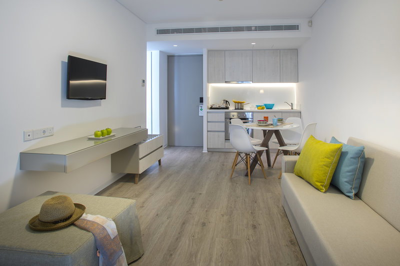 dal travel Anemi Hotel & Suites Paphos