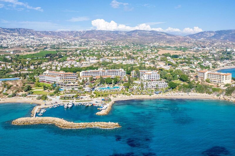 dal travel Coral Beach Hotel & Resort