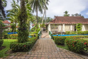 Hotel Amora Beach Resort Phuket cazare Ko Phuket
