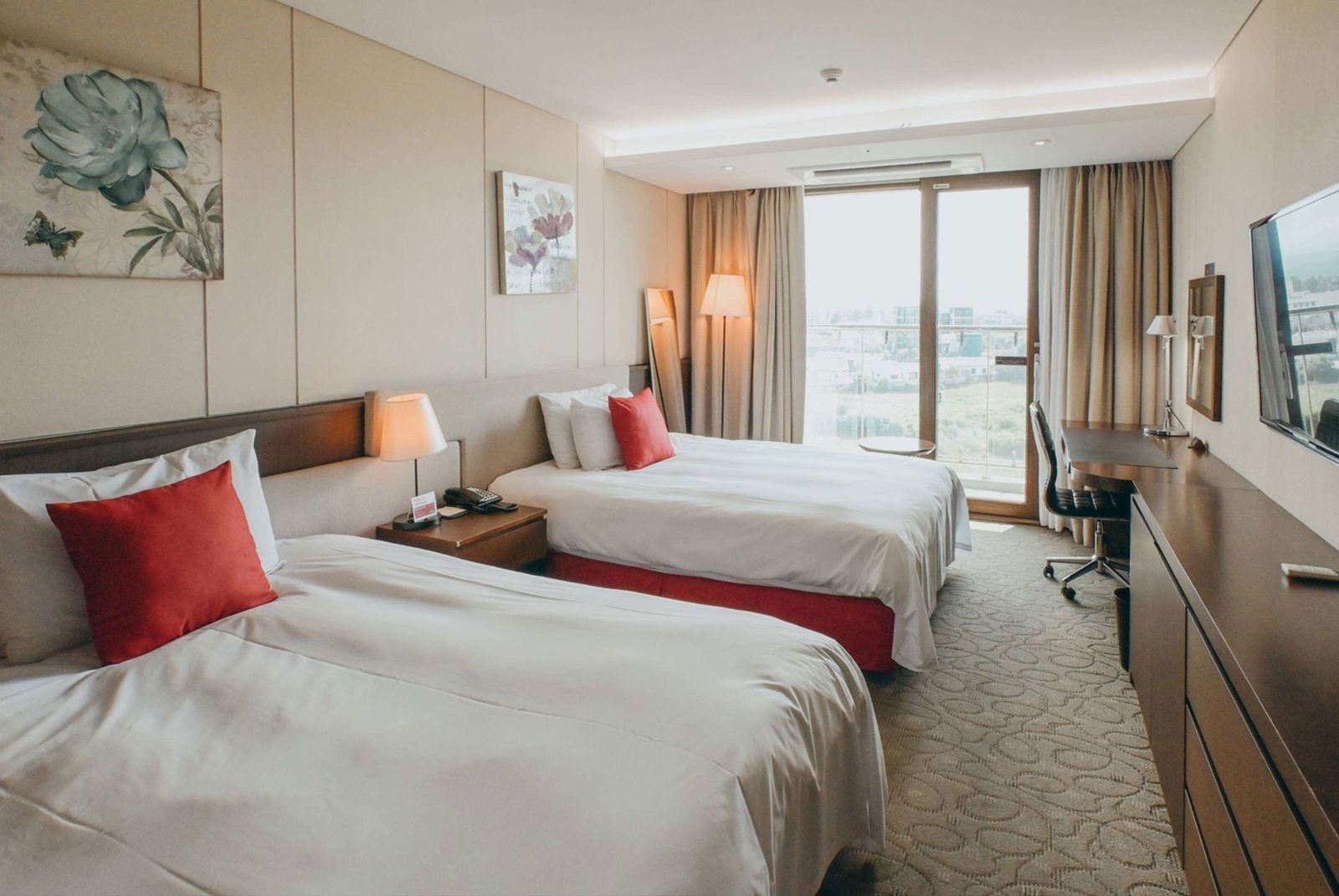 Hotel Ramada By Wyndham Jeju Hamdeok