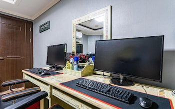 Hotel Daejeon Yongjeon High Class