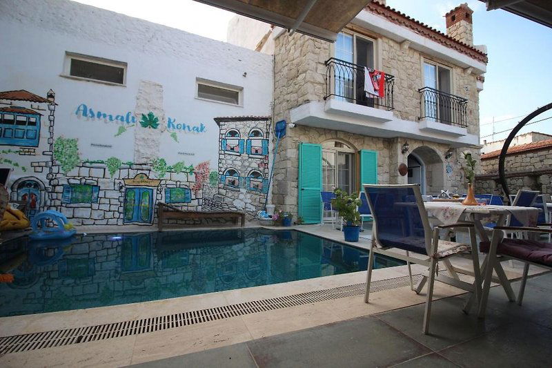 Hotel Alaçati Asmali Konak Otel