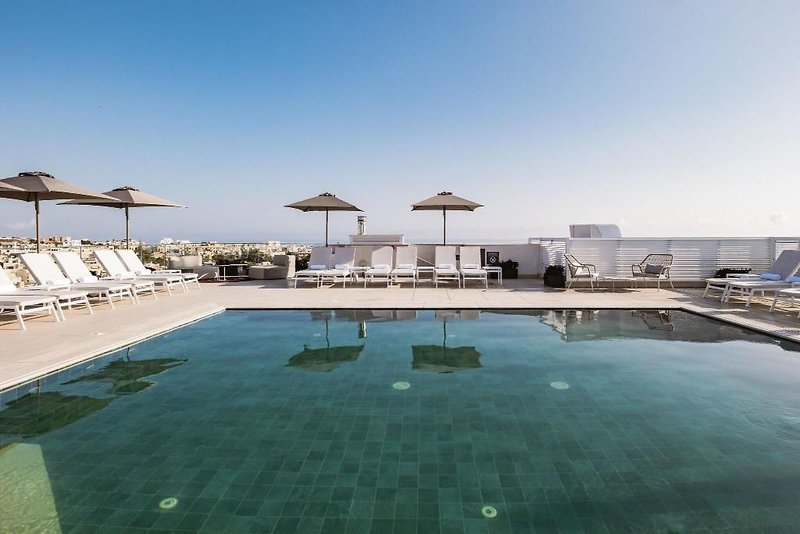 Ac Hotel St. Julian's