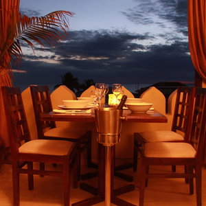 Hotel Al Johari Hotel & Spa cazare Stone Town