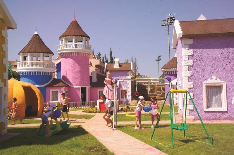 dal travel Rox Resort