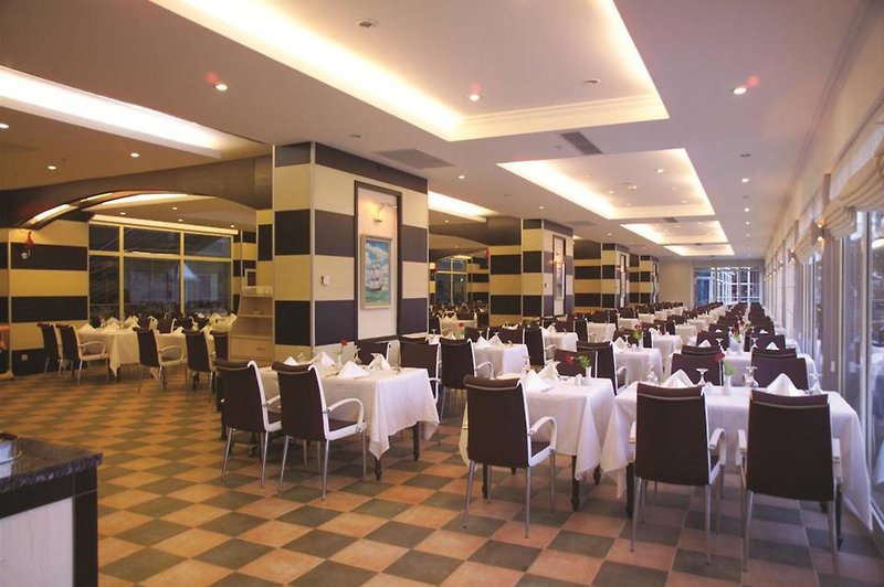 dal travel Rox Resort