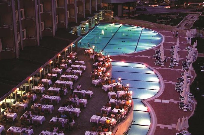 dal travel Rox Resort