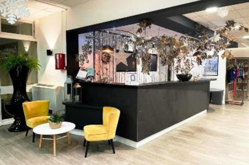 Hotel Novotel Fontainebleau Ury