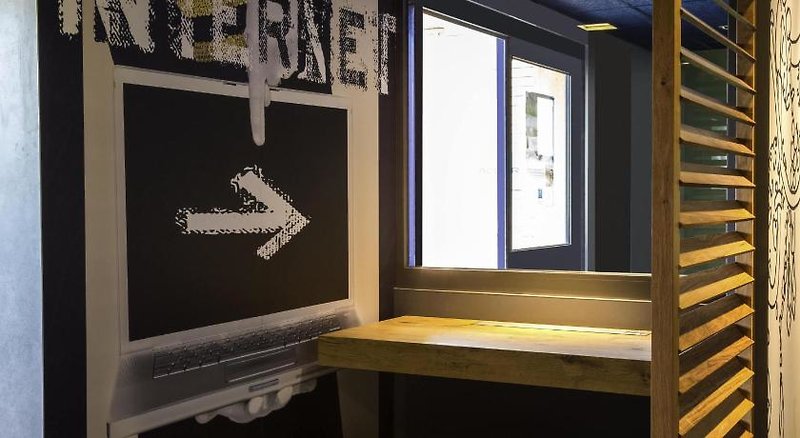 Ibis Budget Versailles Château Saint-Cyr