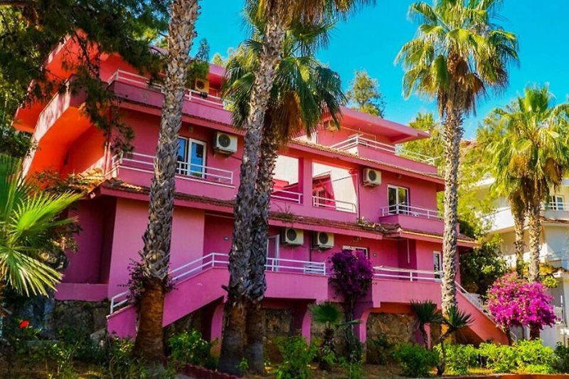 Hotel Senza Garden Holiday Club