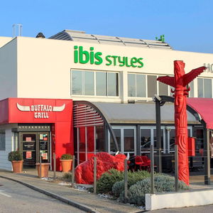 Hotel Hotel Ibis Styles Crolles Grenoble cazare Crolles