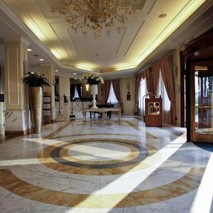 Hotel Grand Visconti Palace cazare Quebec