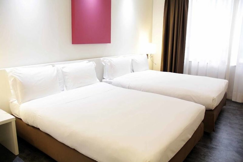 Hotel Ih Hotels Milano Lorenteggio