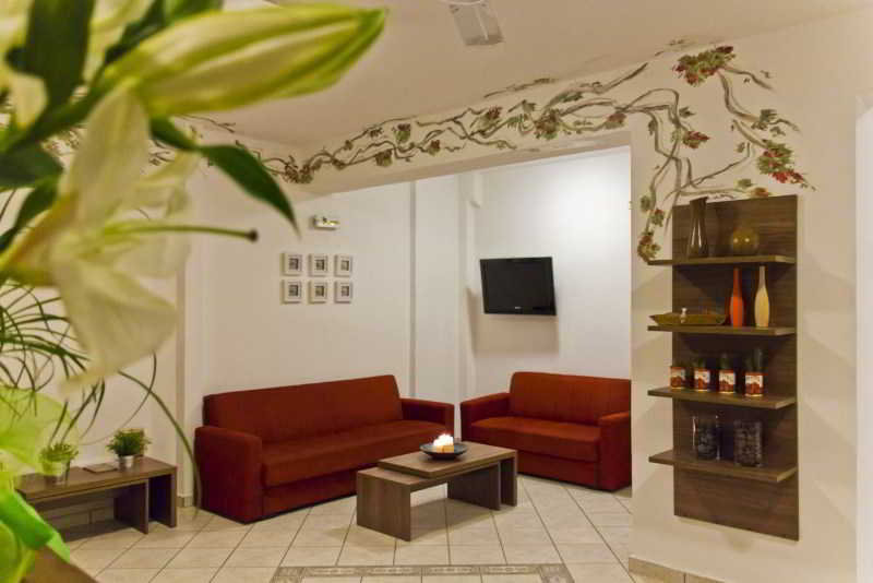 Hotel Studios Marios