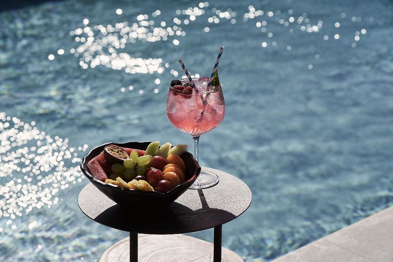 Santanna Luxury Suites