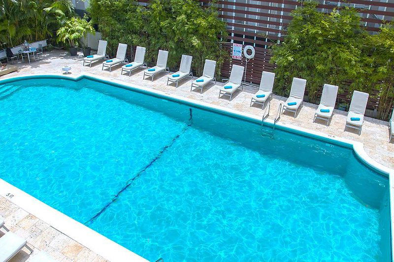 Hotel Dorchester South Beach Hotel & Suites