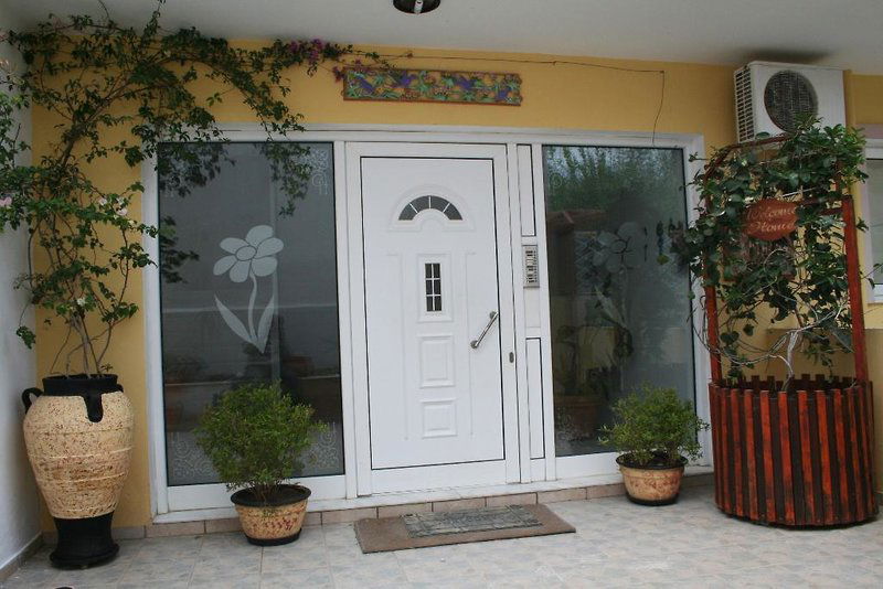 Hotel Pantheon Deluxe Apartments