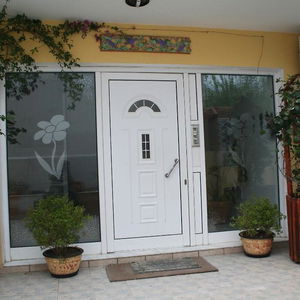 Hotel Pantheon Deluxe Apartments cazare Archangelos