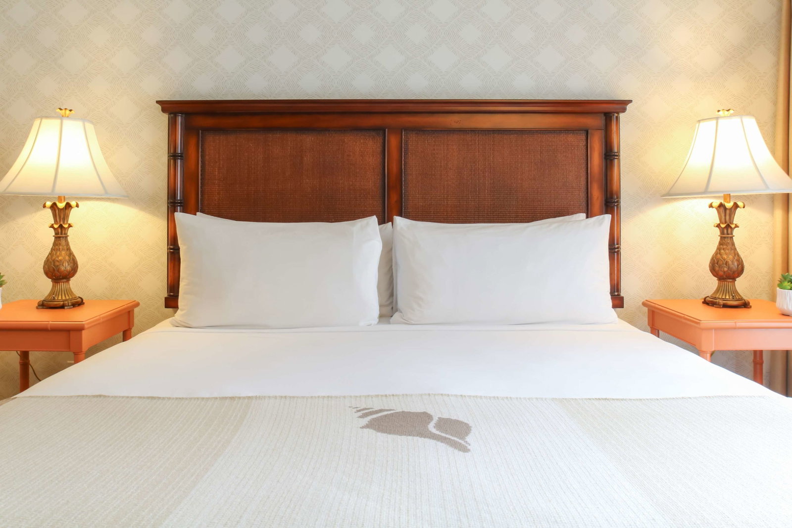 Oxford Suites Pismo Beach