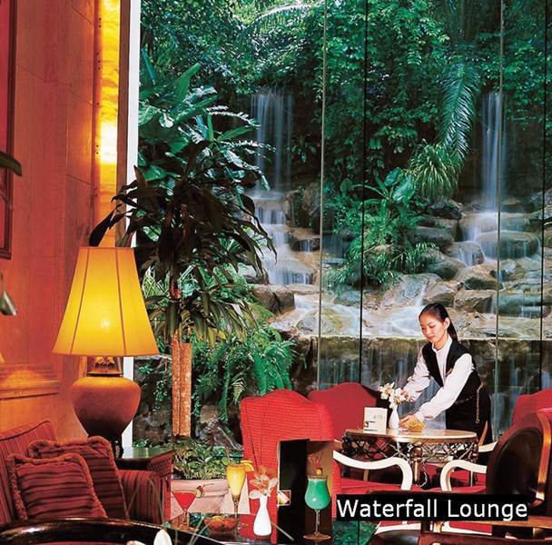 Hotel Furama Riverfront