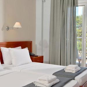 Hotel Kalloni cazare Alykes
