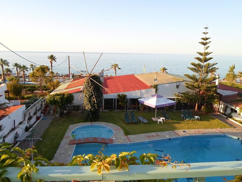 Anatoli Apartments