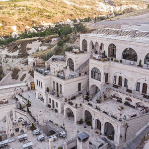 Hotel Nino Cave Suites cazare UErguep