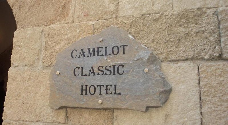 dal travel Camelot