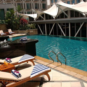 Sejur Peninsula Excelsior Singapore, A Wyndham Hotel vacanta Singapore