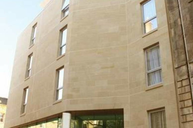 Ten Hill Place Hotel