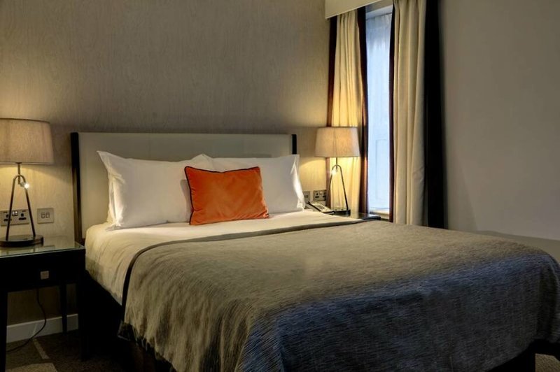 Ten Hill Place Hotel