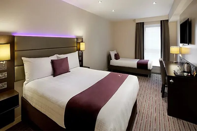 Premier Inn Livingston (Bathgate) Hotel