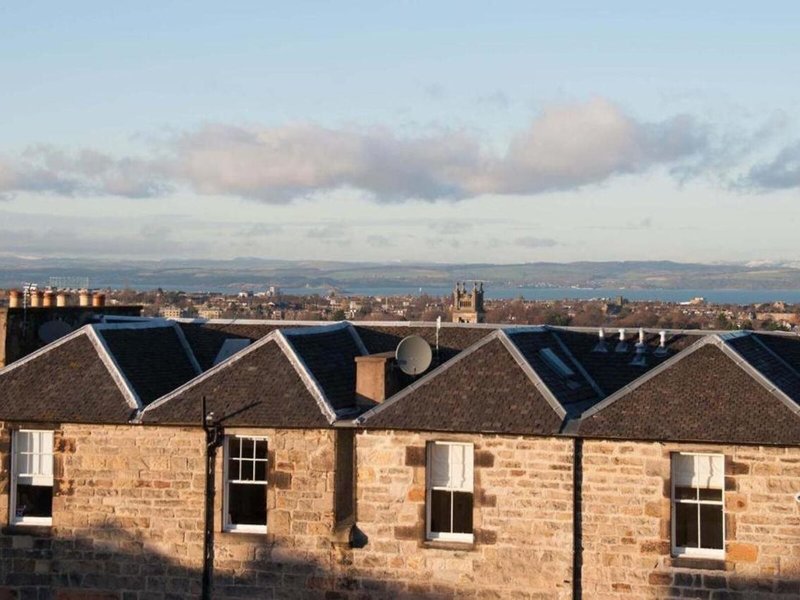 Braid Apartments By Mansley